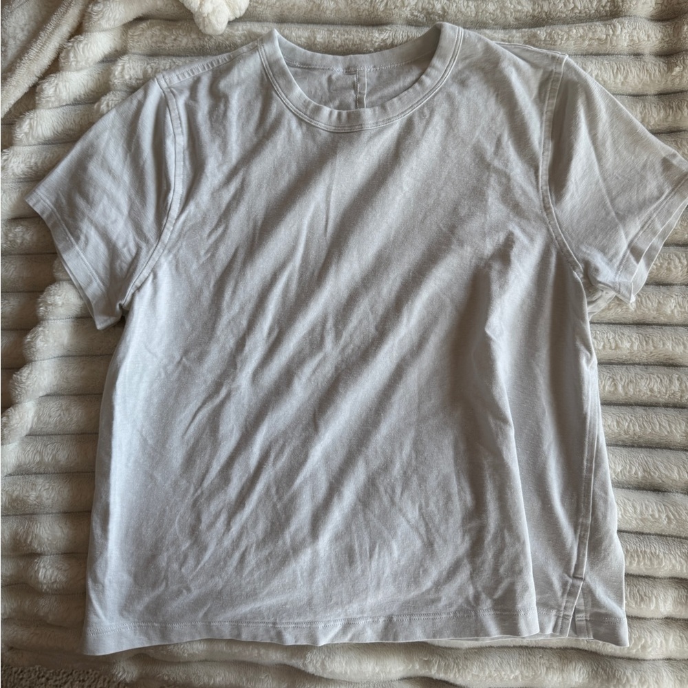 Lululemon white tee